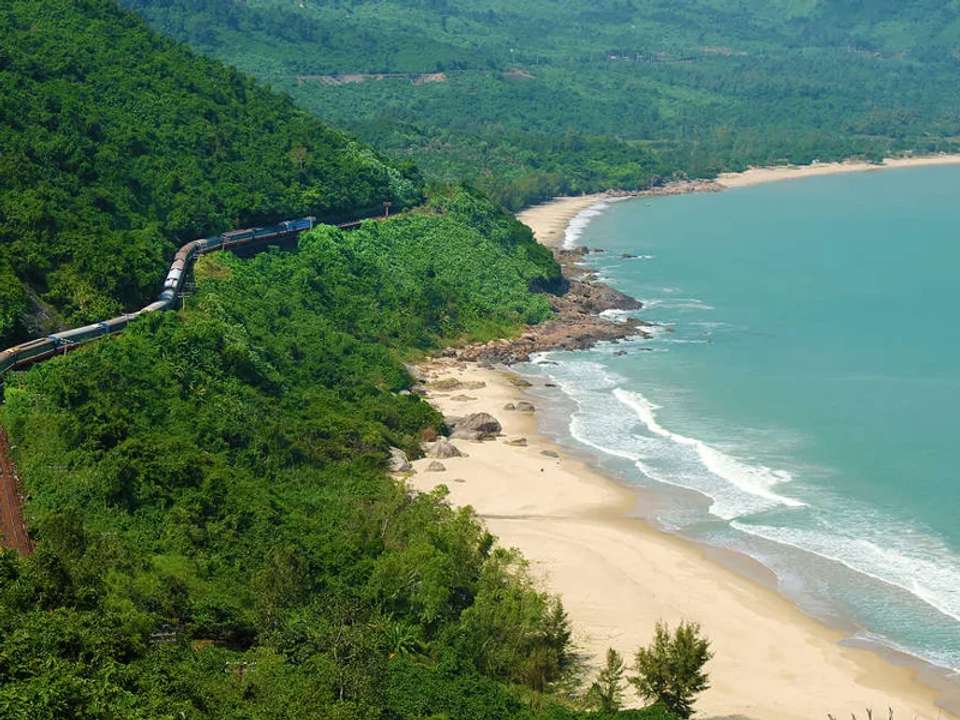Family Discover Vietnam - undefined - Image 9