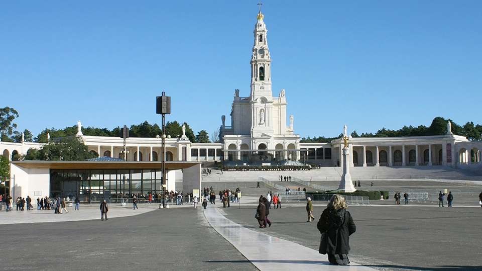 Fátima, Óbidos & Nazaré Full-day tour - Inside Tours, Lda - Portugal - Image 6