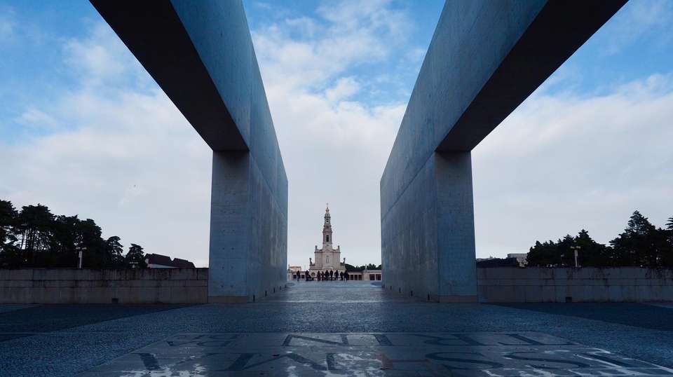 Fatima’s Wonders – Religious Capital Tour - Wonder Van - Portugal - Image 4