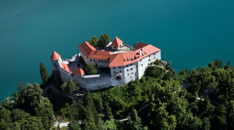 Feel the Slovenian Beauty - Grand Cuvée Tours - Slovenia - Image 3