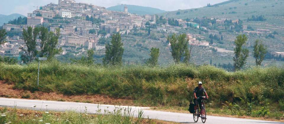 Florence to Rome by Bike - Utracks - Italy