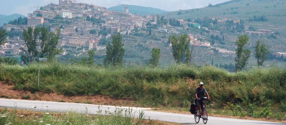 Florence to Rome by Bike - Utracks - Italy - Image 2