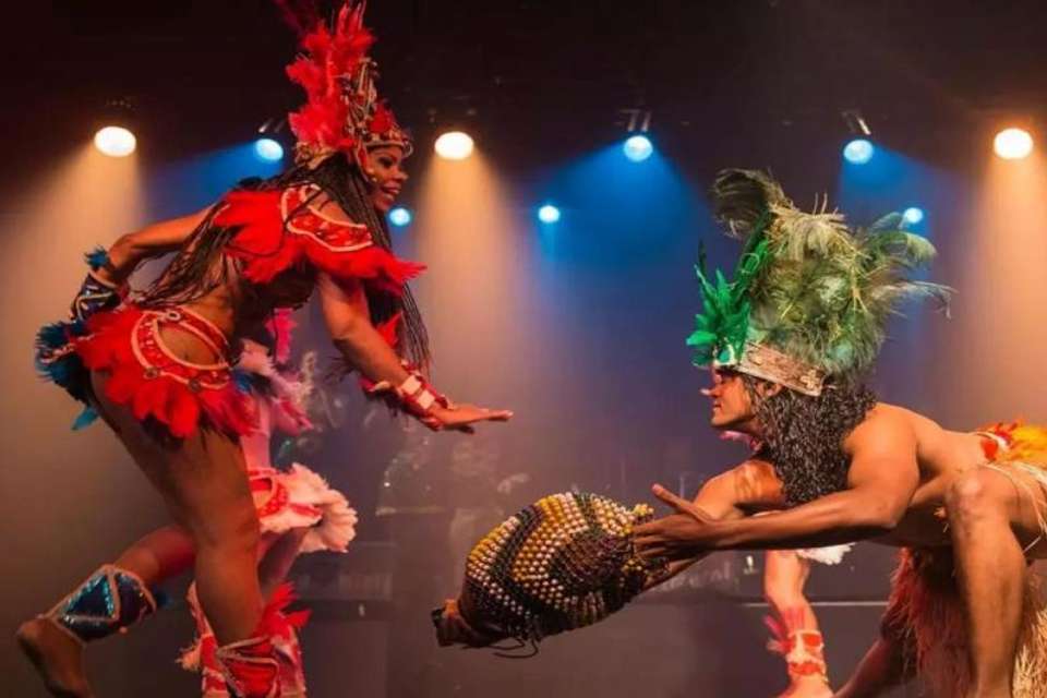 Folklore Show Ginga Tropical Only Ticket - Tangol Tours - Brazil - Image 4