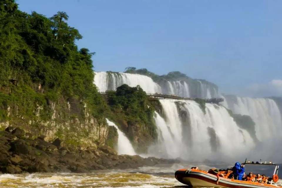 Foz de Iguaçu: Tour Cataratas Argentinean side + Gran Aventura including tickets - Tangol Tours - Brazil - Image 5