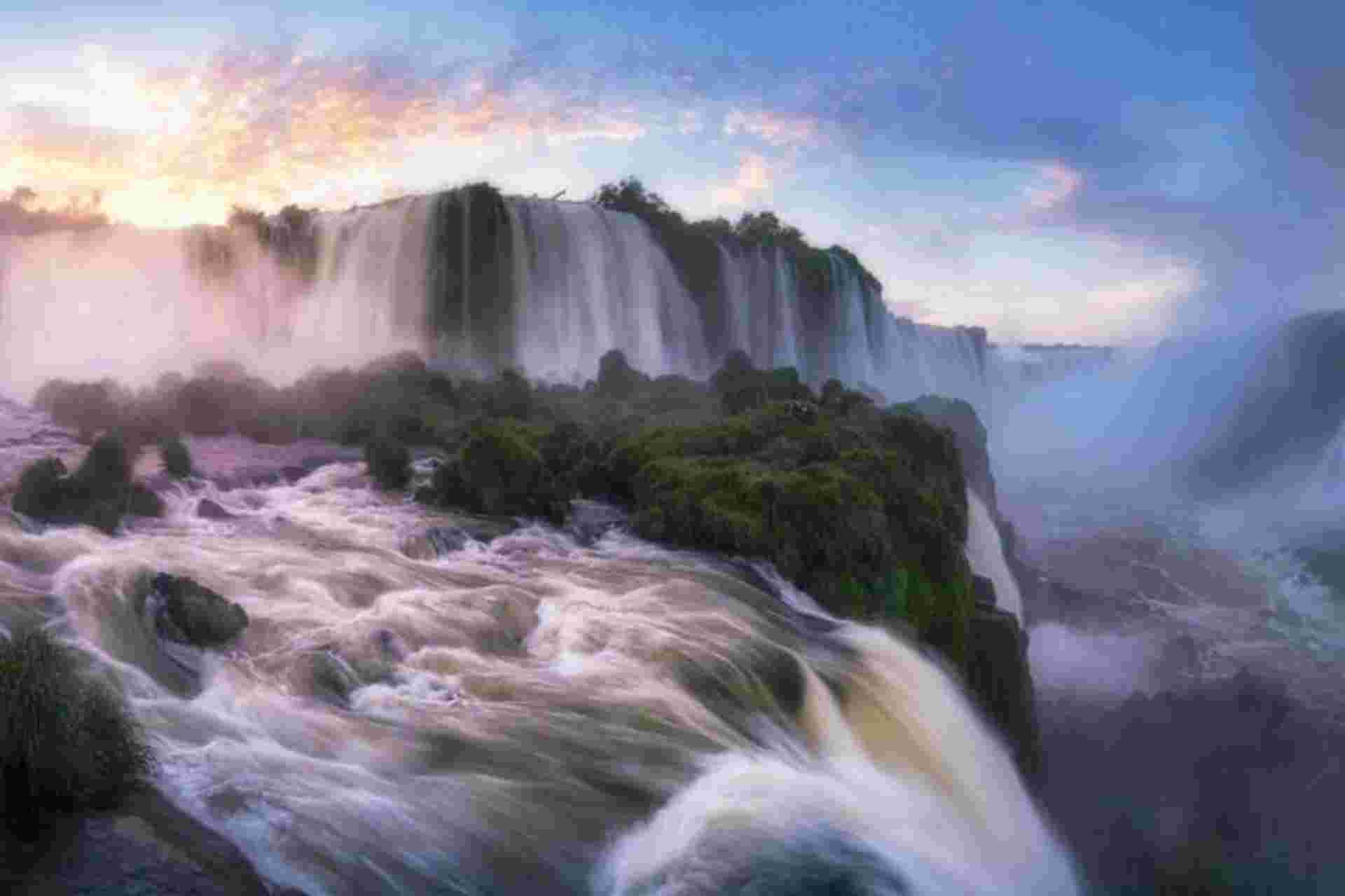 Foz do Iguaçu: Brazilian Side of the Falls