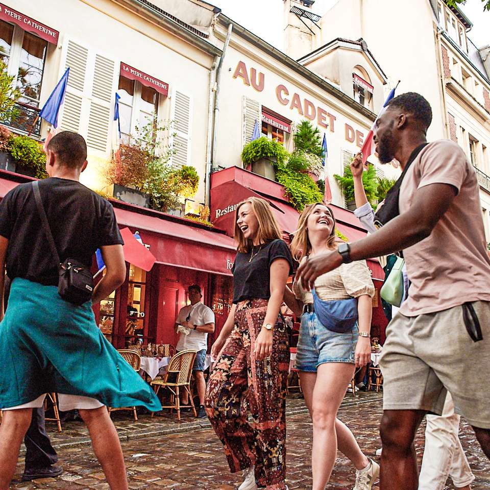 France in a Week - Contiki - France - Image 5