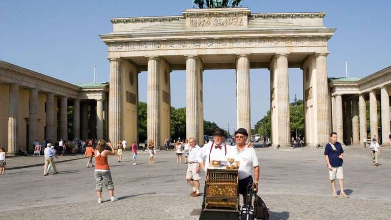 From Berlin to Amsterdam (port-to-port cruise) trip - alternative tour available