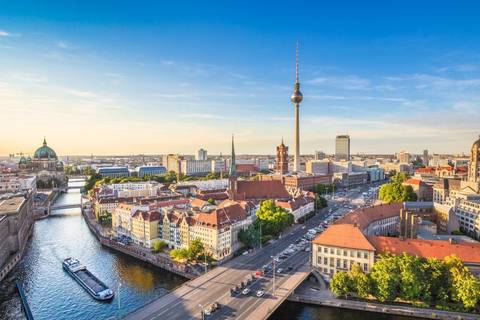 Berlin Explorer Tour: From Berlin To Warsaw: Discovering Central Europe