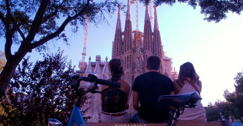 From Gothic to Modernism Bike Tour - Born Bike Tours Barcelona - Spain - Image 2