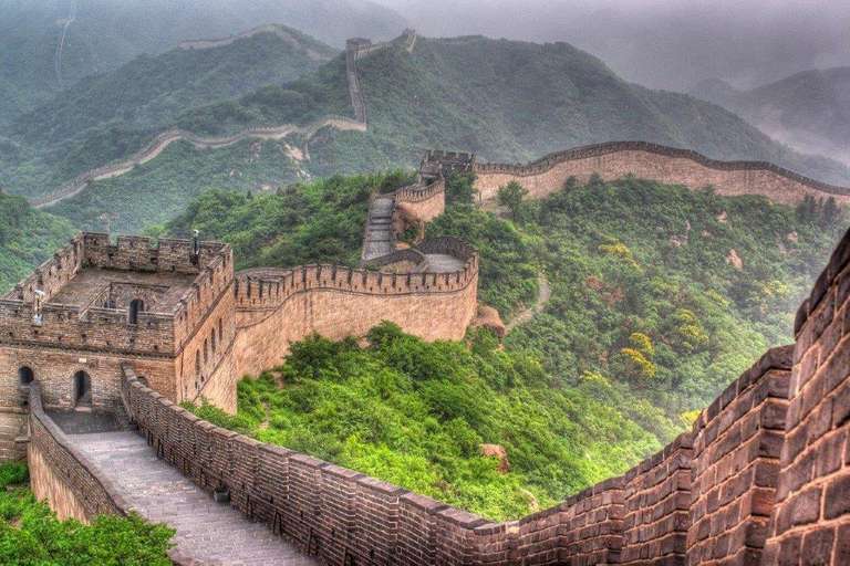 From Imperial Majesty To Lush Landscapes: Beijing To Laos Exploration Tour