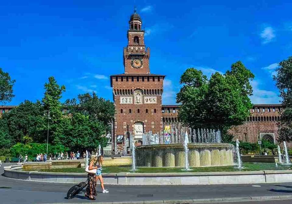 From Italian Lakes to Swiss Peaks - Indus Travels - Italy