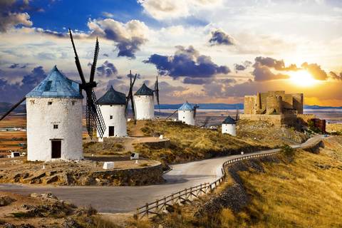 Marrakech Walking Tour: From Marrakesh To Madrid