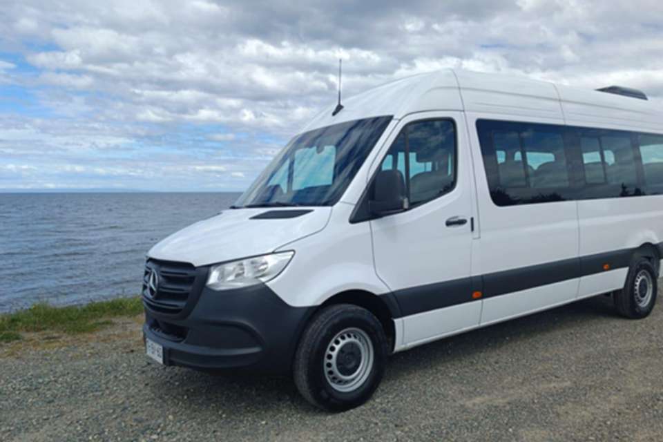 From Puerto Natales Hotel to Airport Shuttle - Tangol Tours - Chile - Image 1