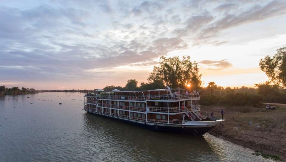 From Siem Reap to the Mekong Delta (port-to-port cruise) - Croisieurope - Cambodia - Image 1