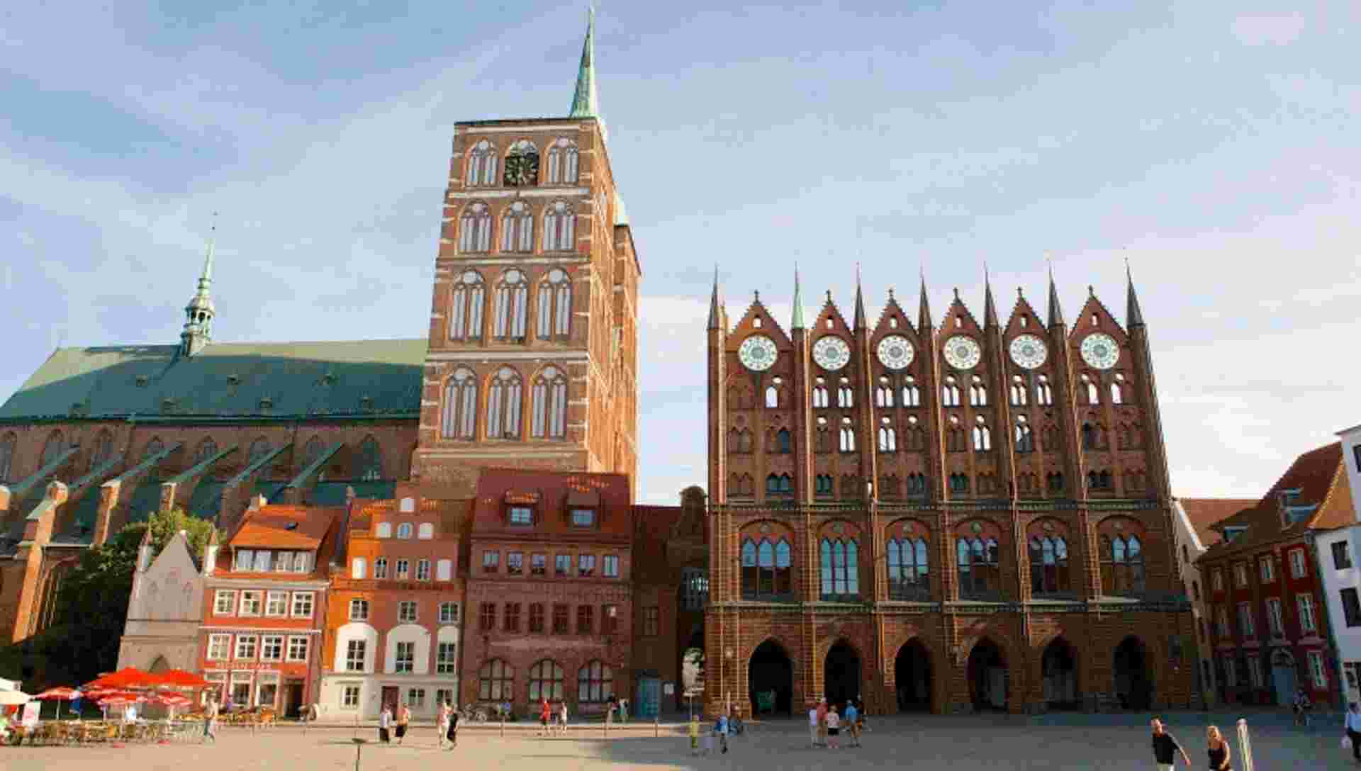 From Stralsund to Berlin: The Baltic Sea and the Oder and Havel Rivers (port-to-port cruise)