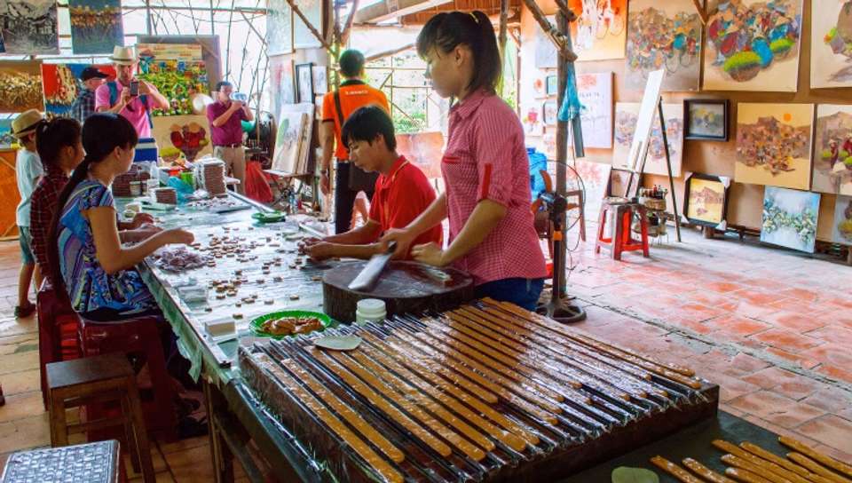 From the Angkor Temples to the Mekong Delta (port-to-port cruise) - Croisieurope - Cambodia - Image 4