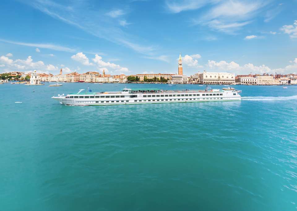 From the Canals of Venice to Renaissance-infused Mantua - Tweet World Travel - Italy - Image 7