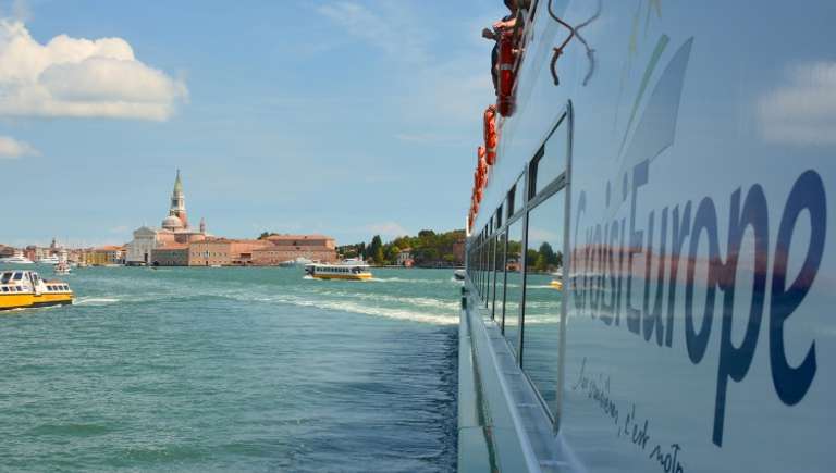 From the Canals of Venice to Renaissance-infused Mantua & Milan and Lake Como Extended Stay (port-to-port cruise) trip - alternative tour available