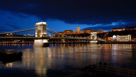 Eastern Europe Guided And Escorted Tours: From The Danube To The Tisza, Through The Real Hungary (port-to-port Cruise)