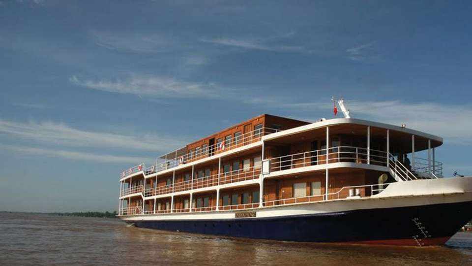 From the Mekong Delta to Siem Reap (port-to-port cruise) - Tweet World Travel - Vietnam - Image 1