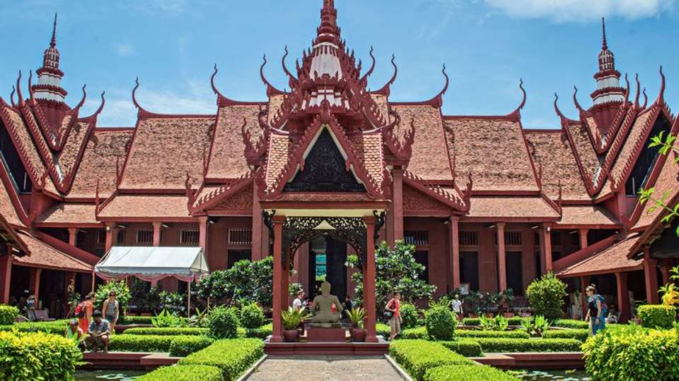 From the Mekong Delta to Siem Reap (port-to-port cruise) - Tweet World Travel - Vietnam - Image 5