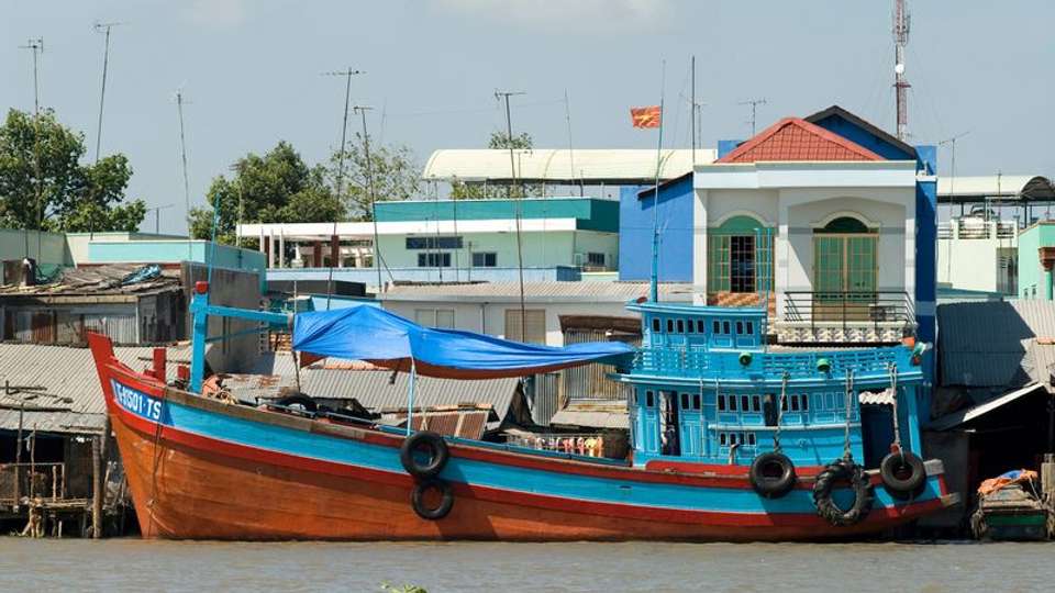 From the Mekong Delta to the Angkor Temples (port-to-port cruise) - Tweet World Travel - Vietnam - Image 3