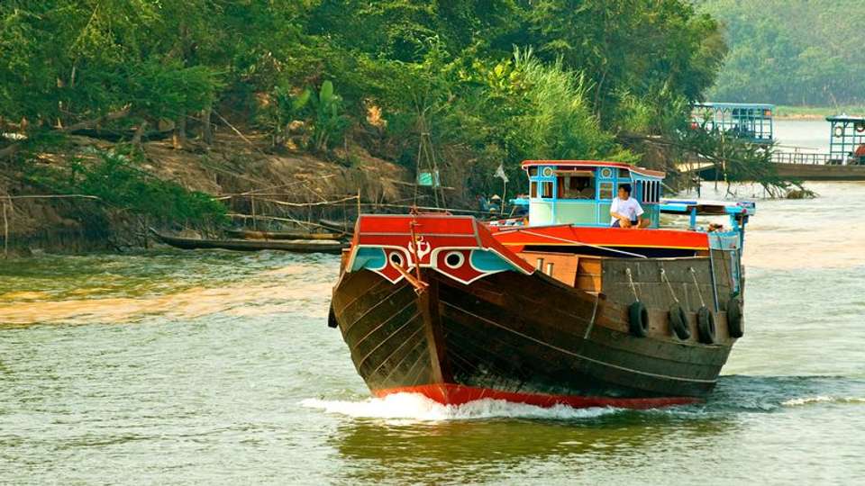 From the Mekong Delta to the Angkor Temples (port-to-port cruise) - Tweet World Travel - Vietnam - Image 4