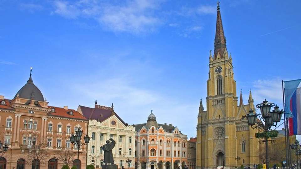 From the Tisza to the Danube, through the Real Hungary (port-to-port cruise) - Tweet World Travel - Hungary - Image 3