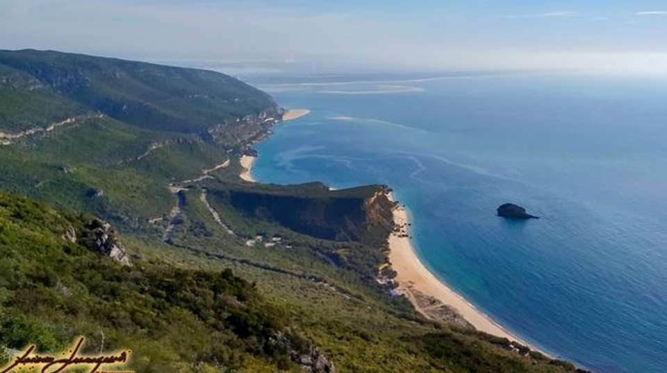 Full-Day Arrábida Wine Tour with Wine and Food Tasting - Look Around Tours - Portugal - Image 5