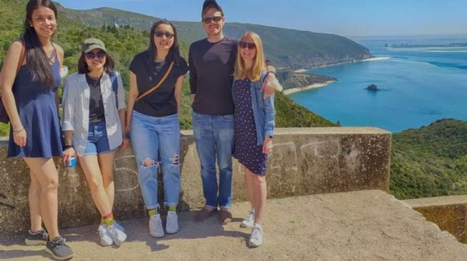 Full-Day Arrábida Wine Tour with Wine and Food Tasting - Look Around Tours - Portugal - Image 9