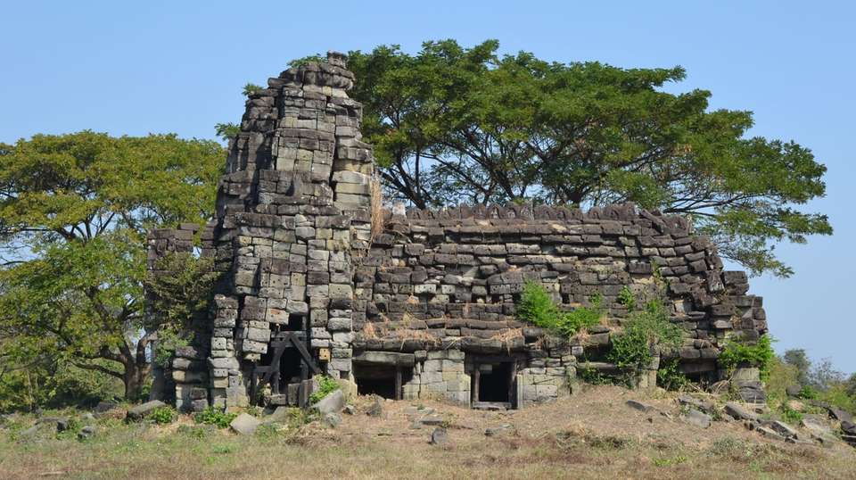 Full Day Banteay Chhmar tour - V Happy Travel - Cambodia - Image 1