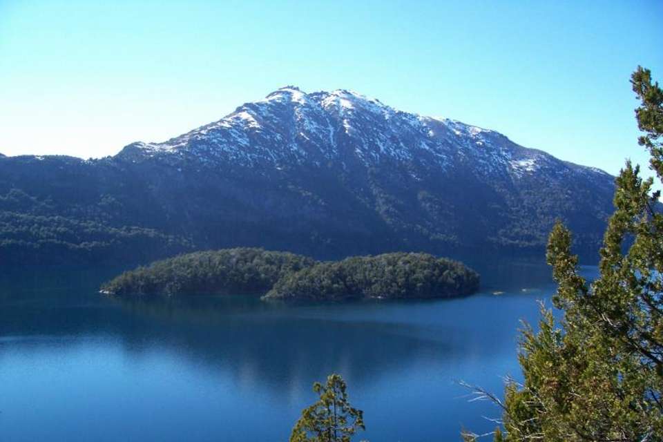 Full Day Kayak & Trekking on Mascardi Lake - Tangol Tours - Argentina - Image 3