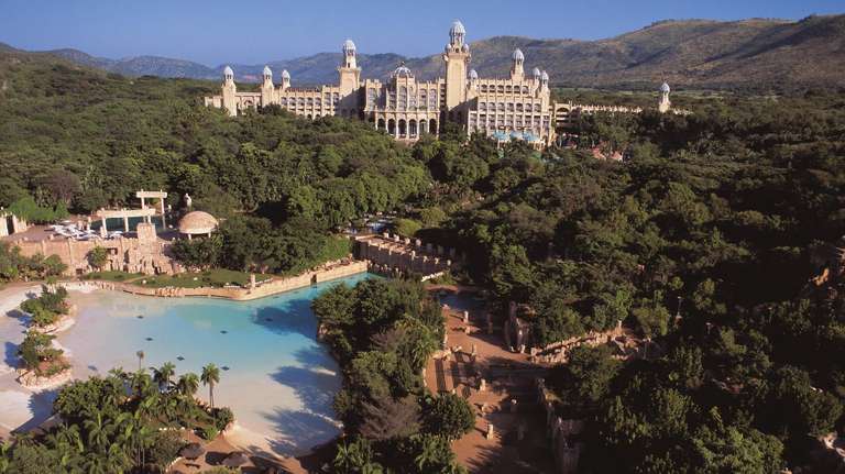 Full Day Sun City & Pilanesberg Game Reserve Tour trip - alternative tour available