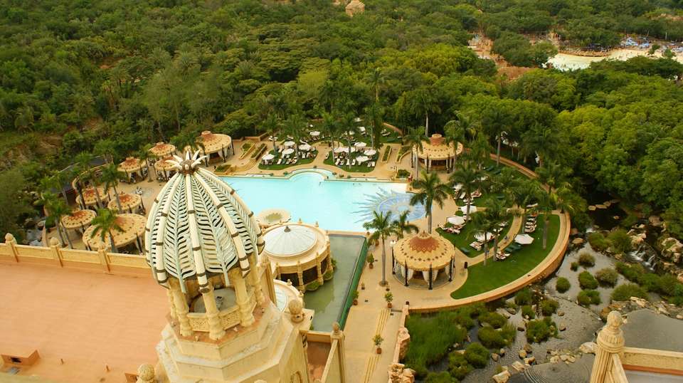 Full Day Sun City & Pilanesberg Game Reserve Tour - undefined - Image 5