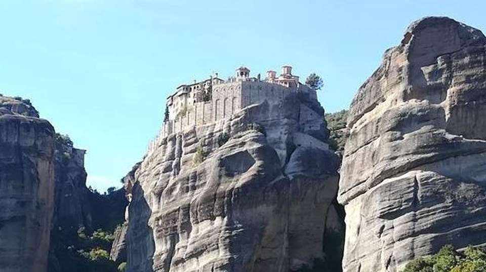 Full Day Tour to Meteora and Vergina - Theodores Travel - Greece - Image 4
