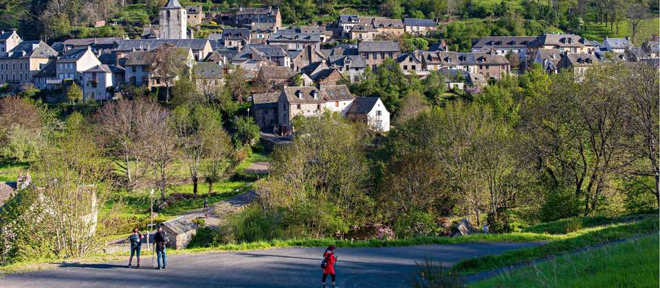 Full Le Puy Camino - Utracks - France - Image 7