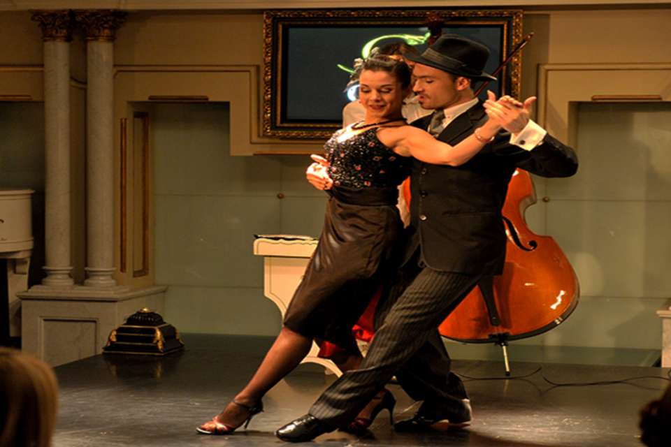 Gala Tango Dinner Show & Tango Lesson - Tangol Tours - Argentina - Image 9