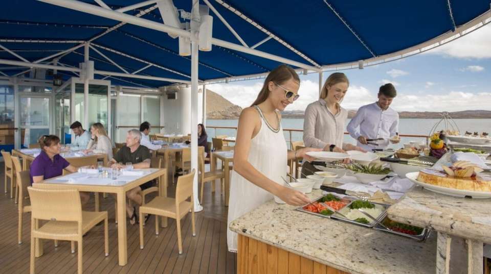 YACHT ISABELA II SEABIRD SANCTUARY EXPEDITION (Mon - Fri) - undefined - Image 3