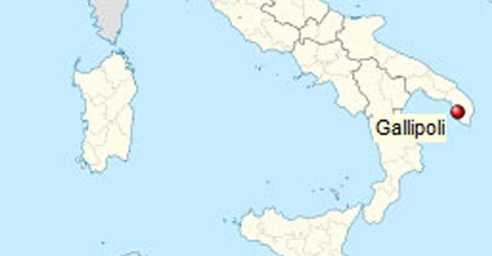 Gallipoli: guided walking tour in salento - Associazione Culturale "le Terre Di Federico" - Italy - Image 3