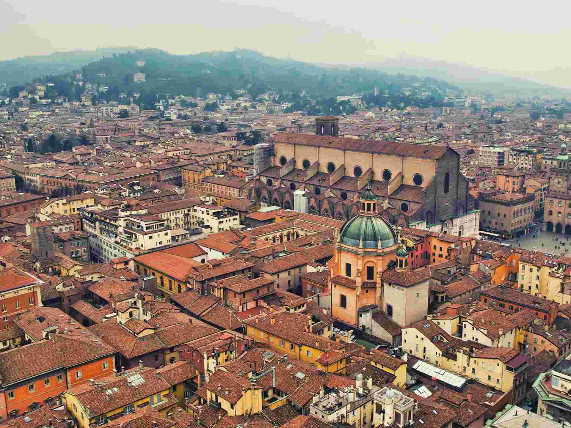 Gastronomic Bologna, Ferrari & Parma - 4 days 