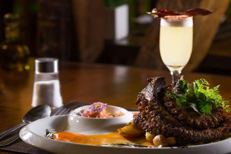 Gastronomic Experience in Valparaiso - Tangol Tours - Chile - Image 2