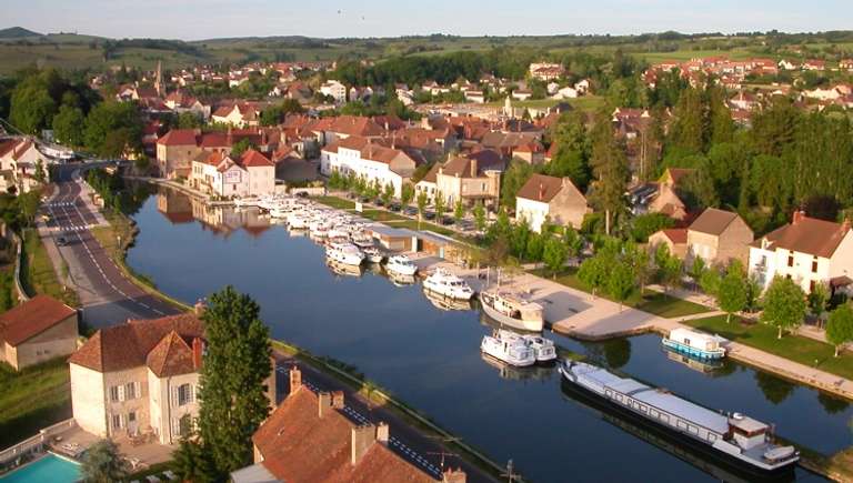 Fine Food and Wines on a Cruise through the Burgundy Region (port-to-port cruise) trip - alternative tour available