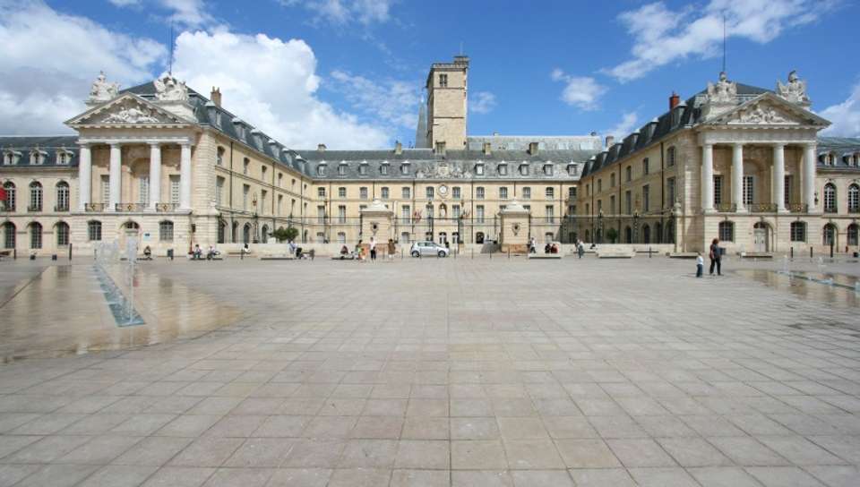 Fine Food and Wines on a Cruise through the Burgundy Region (port-to-port cruise) - undefined - Image 7