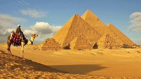 Giza Pyramids, Sakkara & Memphis Day Tour - Winter Tours