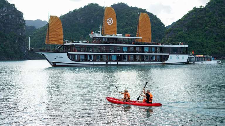 Hanoi Art and architecture Tour: 8-Day Romance of Vietnam Tour I Must-See Destinations 