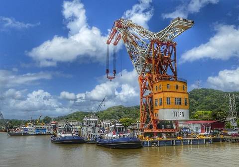 Glimpse Of Panama