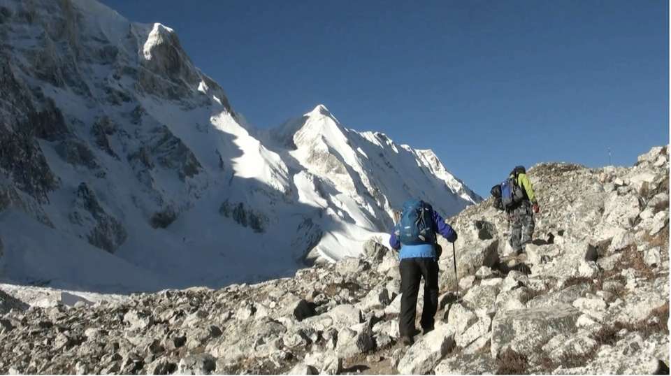 Gokyo Cho-la pass Everest Base Camp Trek. - Exciting Nepal Treks And Expedition - Nepal - Image 5