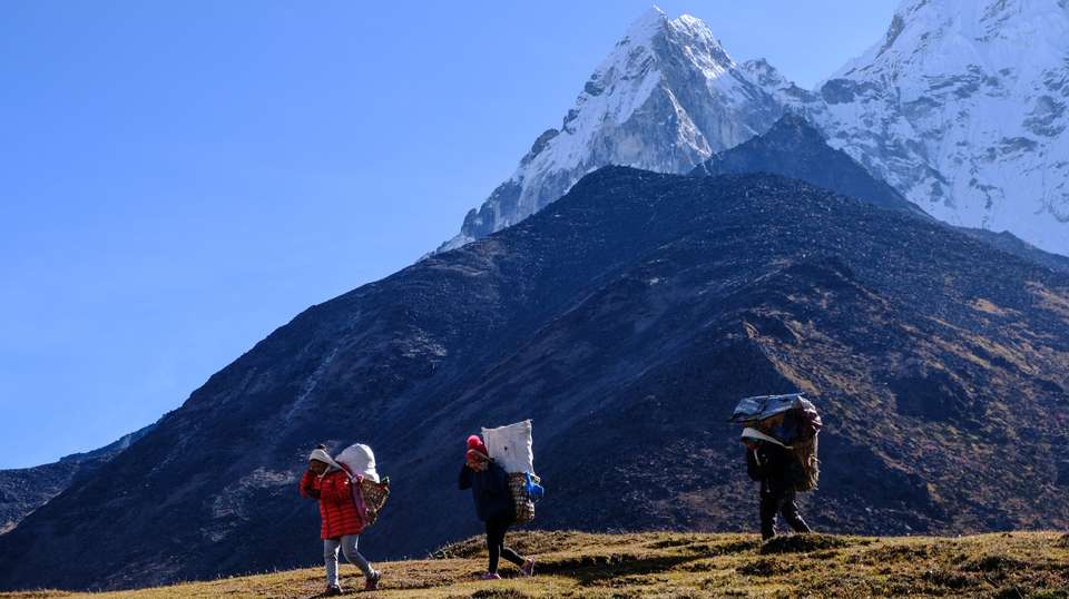 Gokyo Lake and Everest Base Camp + Cho La Pass - Unique Adventure International Pvt Ltd - Nepal - Image 3