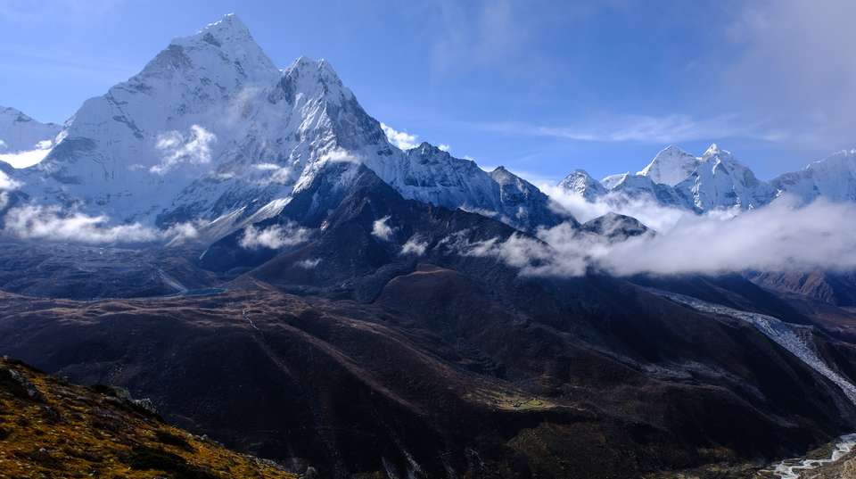 Gokyo Lake and Everest Base Camp + Cho La Pass - Unique Adventure International Pvt Ltd - Nepal - Image 4
