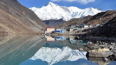 Gokyo Valley Circuit Trek